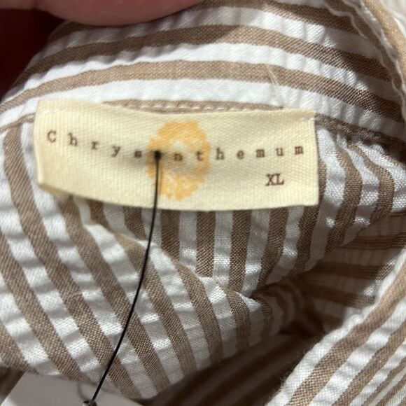 Vici Hampton Shades taupe & white sear sucker sleeveless romper NWT size XL - Picture 11 of 13